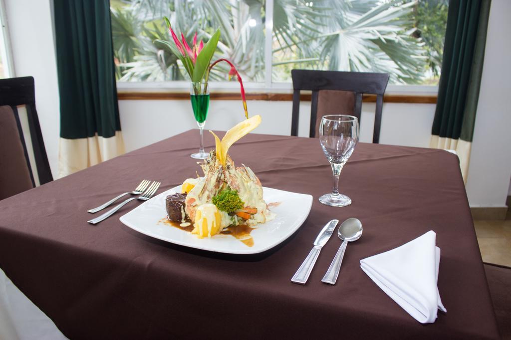Hotel Vista Lago 산티아고 외부 사진