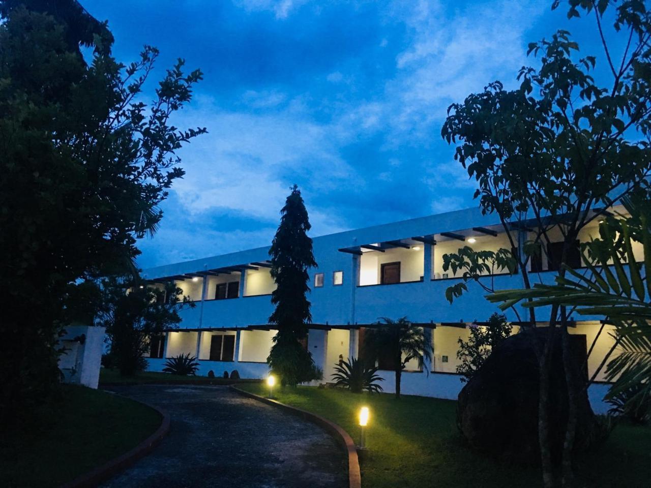 Hotel Vista Lago 산티아고 외부 사진